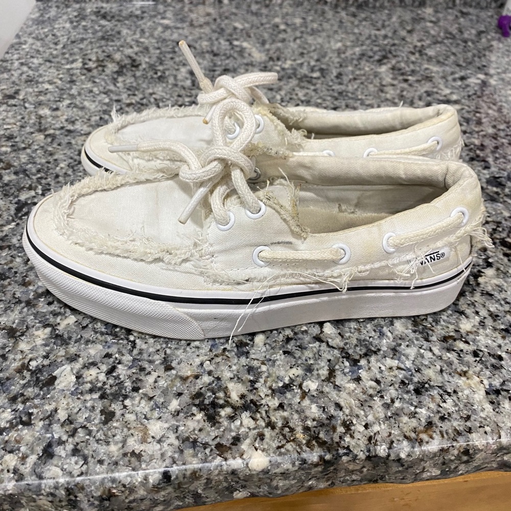 White vans - Picture 5 of 8